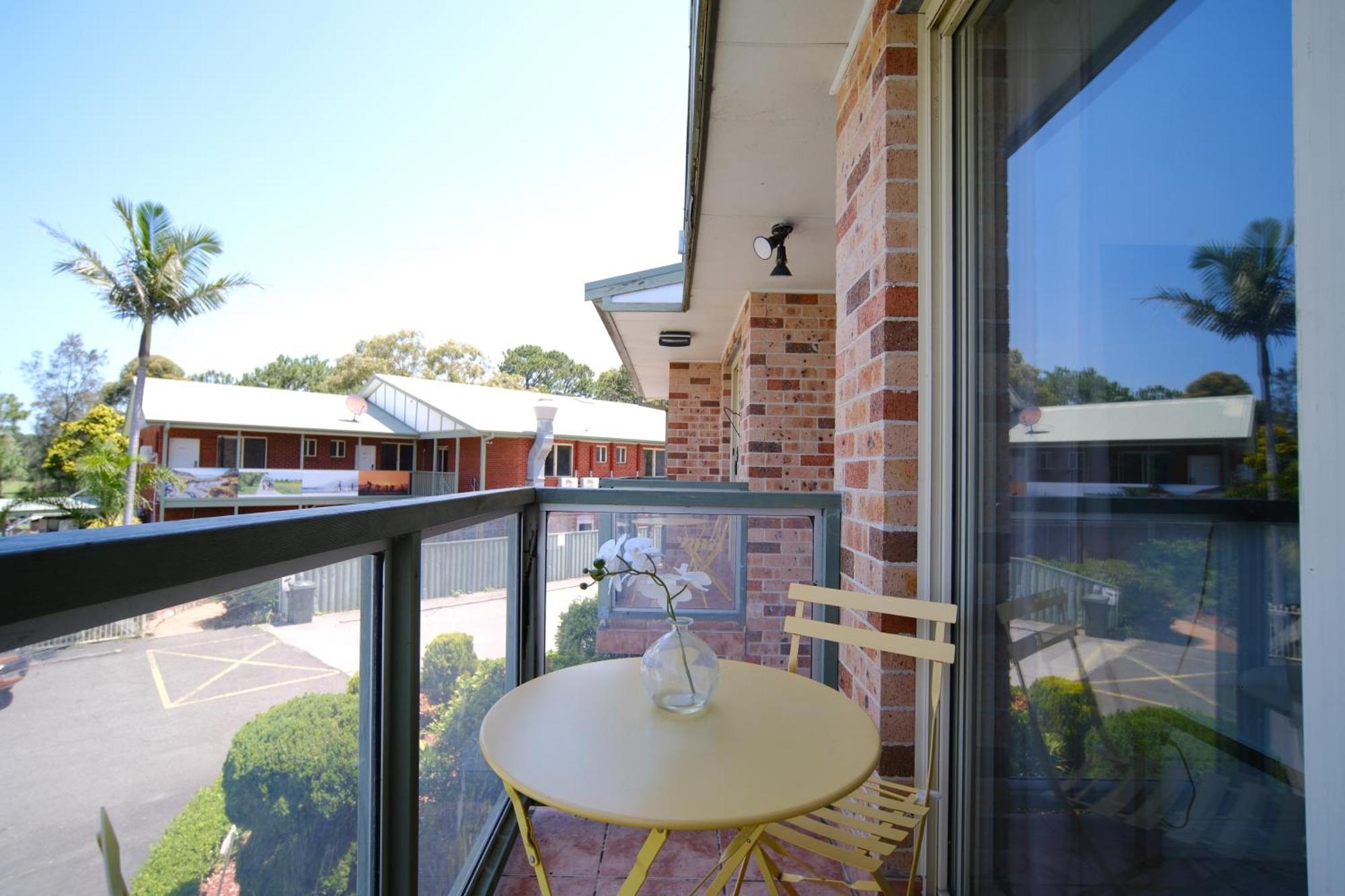 Golf Place Inn Wollongong Primbee Екстериор снимка