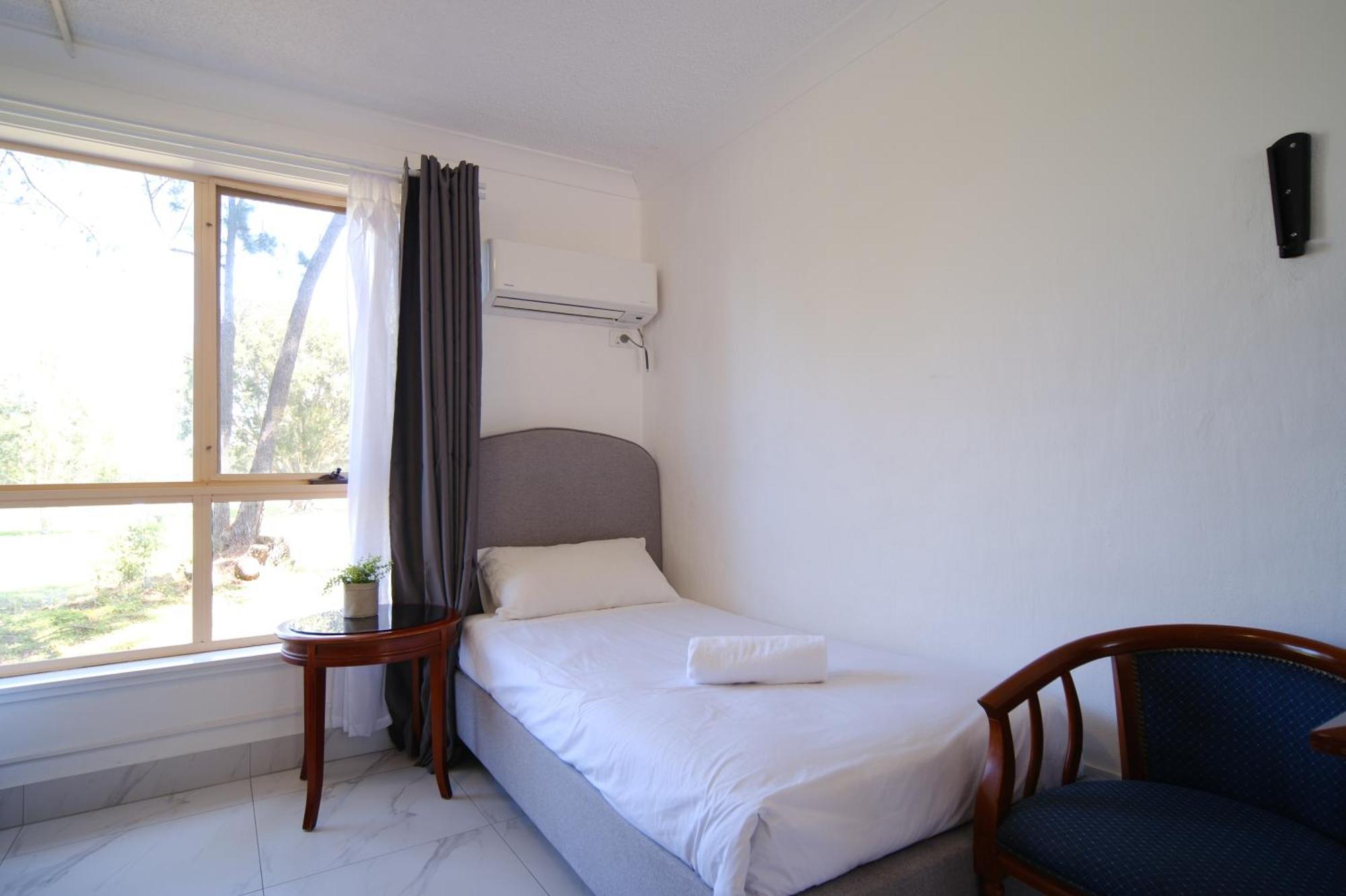 Golf Place Inn Wollongong Primbee Екстериор снимка