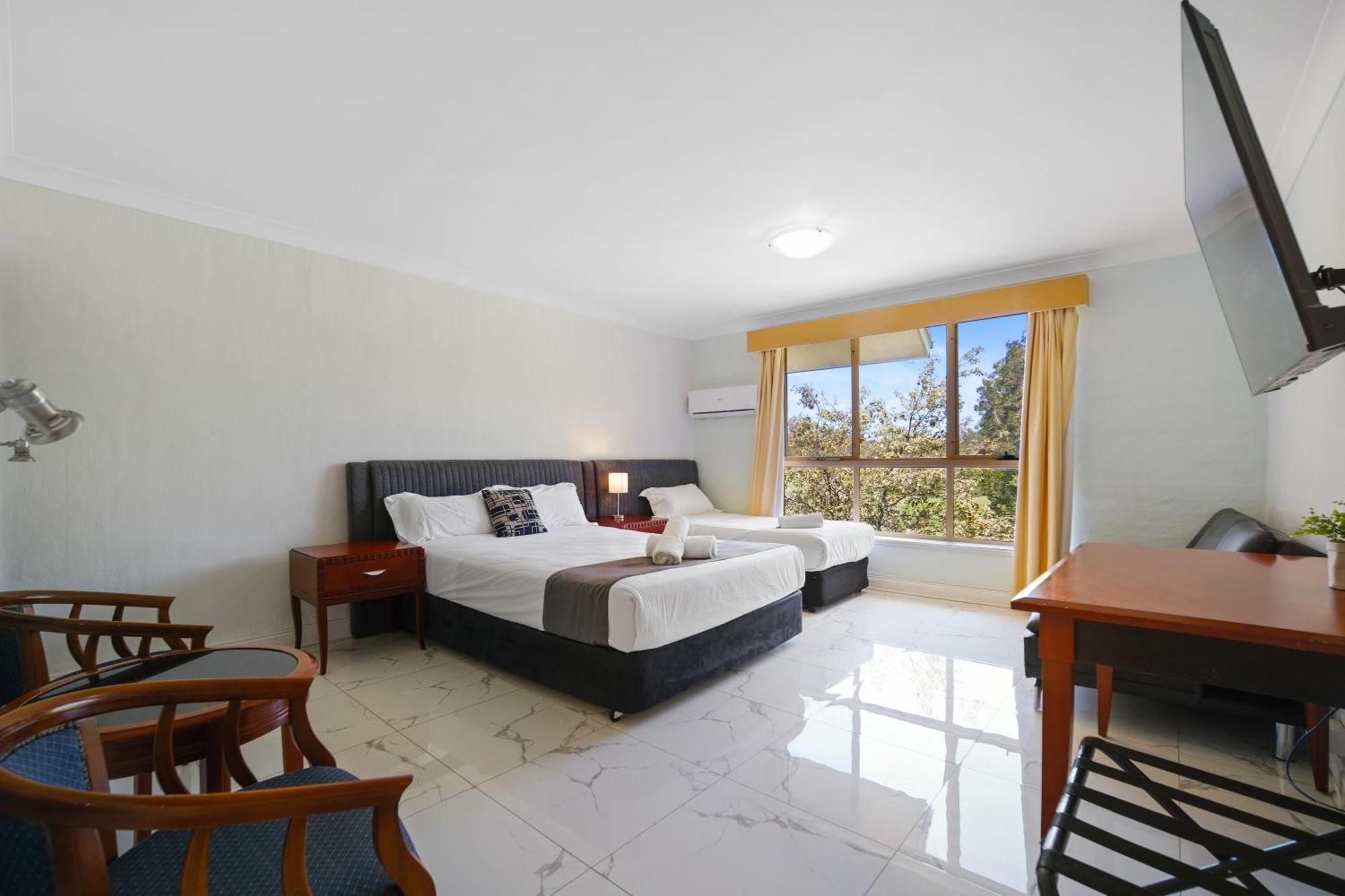 Golf Place Inn Wollongong Primbee Екстериор снимка