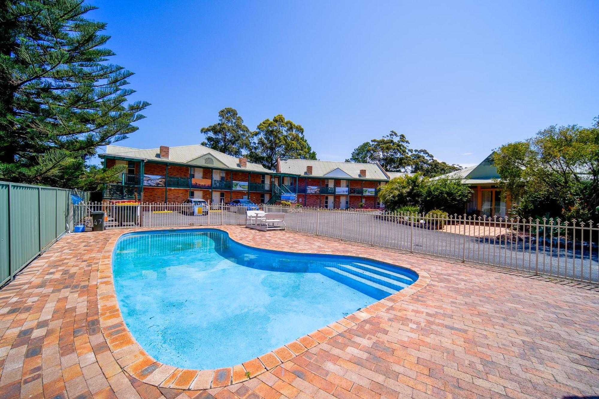 Golf Place Inn Wollongong Primbee Екстериор снимка