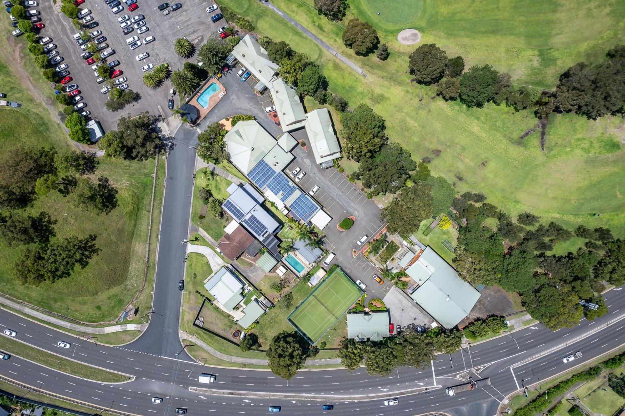 Golf Place Inn Wollongong Primbee Екстериор снимка