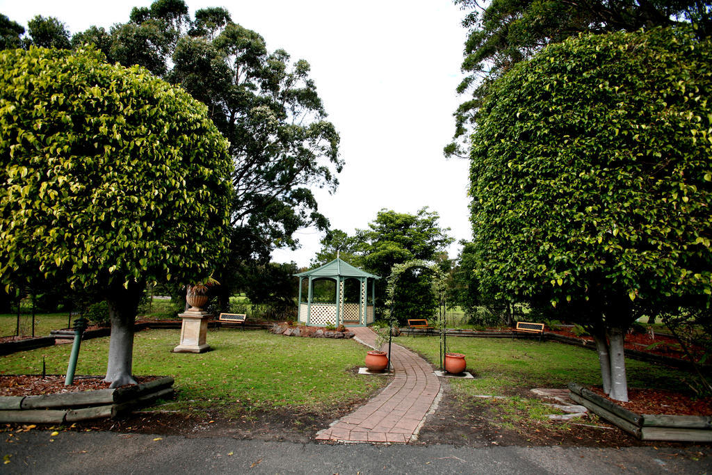 Golf Place Inn Wollongong Primbee Екстериор снимка