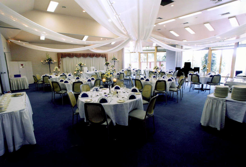 Golf Place Inn Wollongong Primbee Екстериор снимка